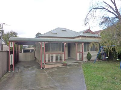 24 Romilly St, Riverwood