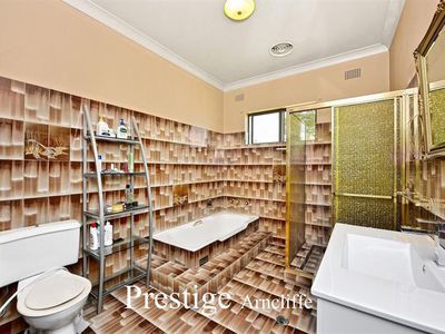 152 Wollongong  Road, Arncliffe