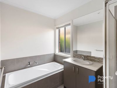 81 Greenfield Drive, Epsom