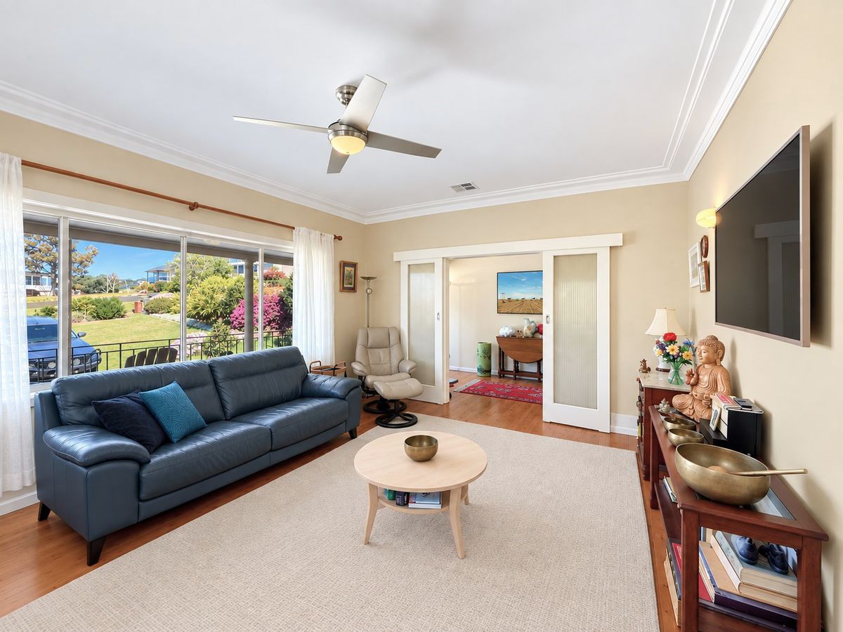 11 Marine Drive, Narooma