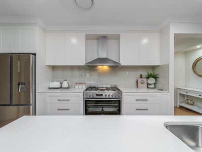 28 Gowanlea Avenue, Elizabeth Hills