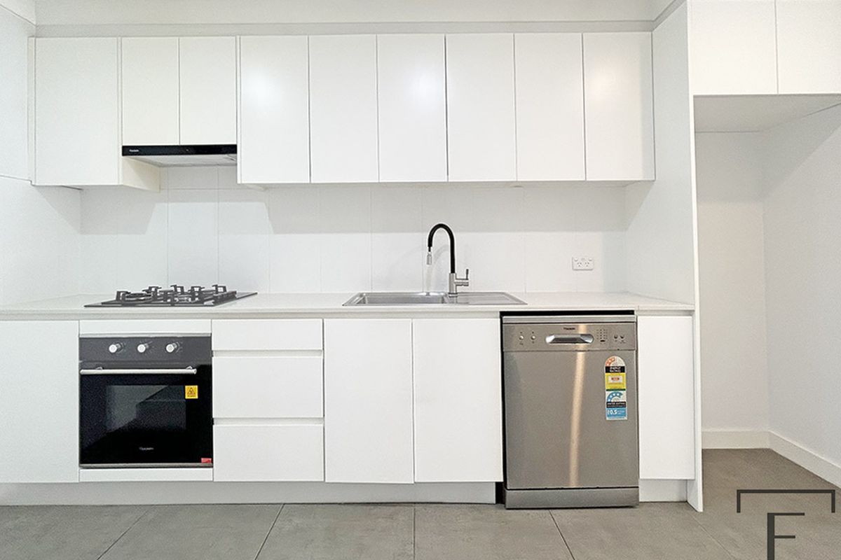 2 / 26 Lydbrook Street, Westmead