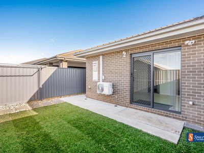 25b Rodwell Road, Oran Park