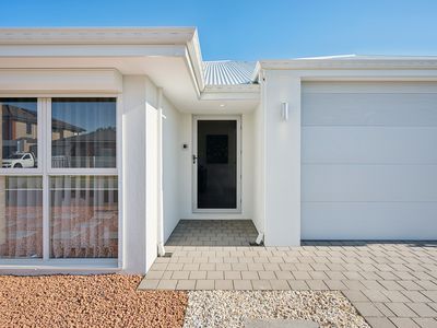 21 Claystone Loop, Piara Waters