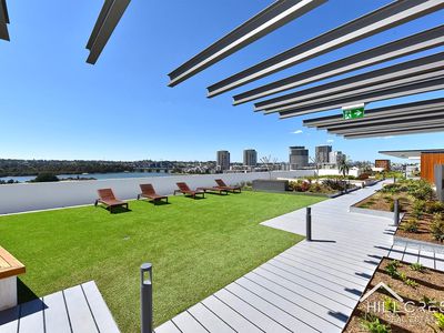 805 / 2 Wentworth Place, Wentworth Point