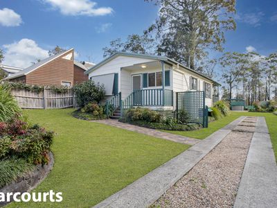53 Cornfield Parade, Fishermans Paradise