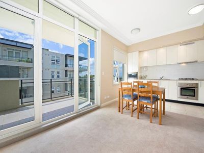 29 / 5 Bay Drive, Meadowbank