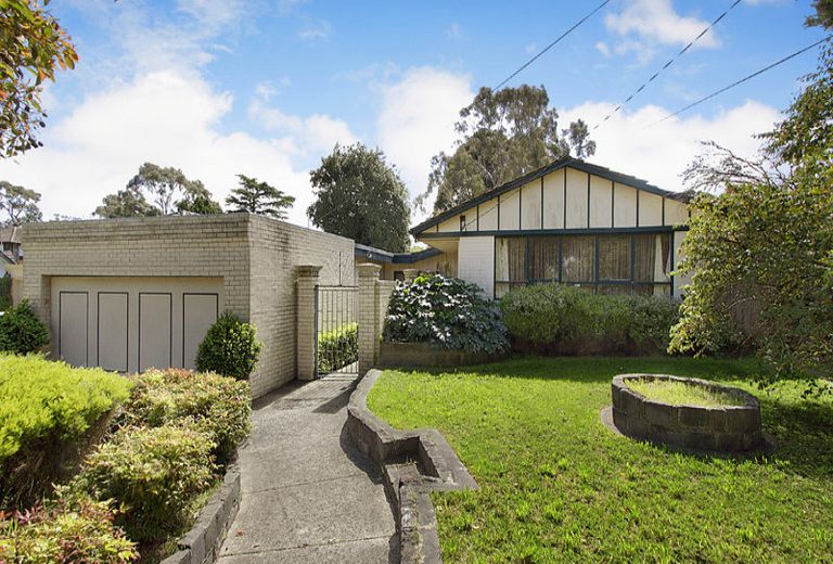 5 Mackintosh Road, Wheelers Hill
