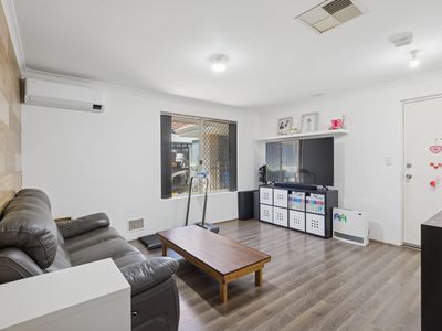 5 Sanford Court, Lockridge