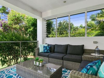 8 Lakeside Drive, Peregian Springs