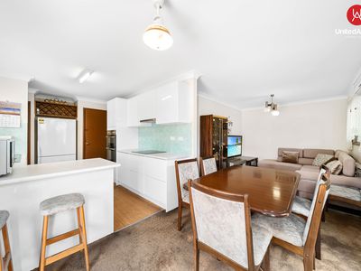 14 Oliveri Crescent, Green Valley