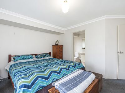 9 Murchison Road, Cooloongup