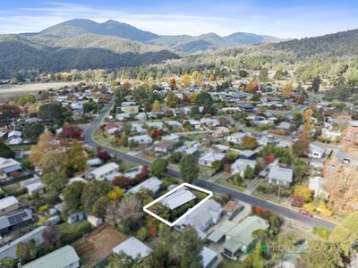 9 Freeburgh Avenue, Mount Beauty