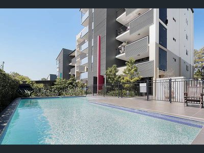 21 / 2180 Logan Road, Upper Mount Gravatt