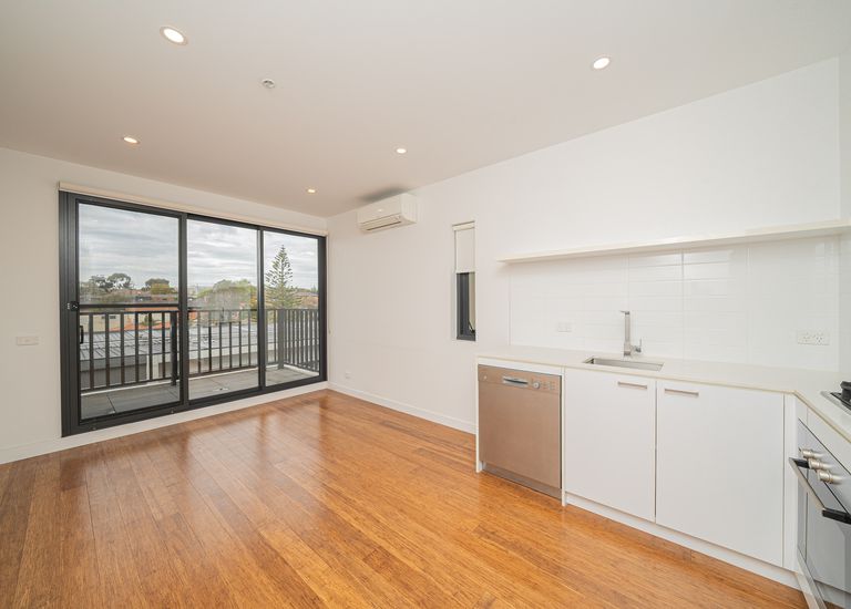 410 / 12 Olive York Way, Brunswick West