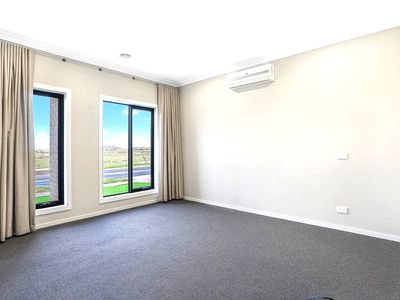 11 Langdon Drive, Wyndham Vale