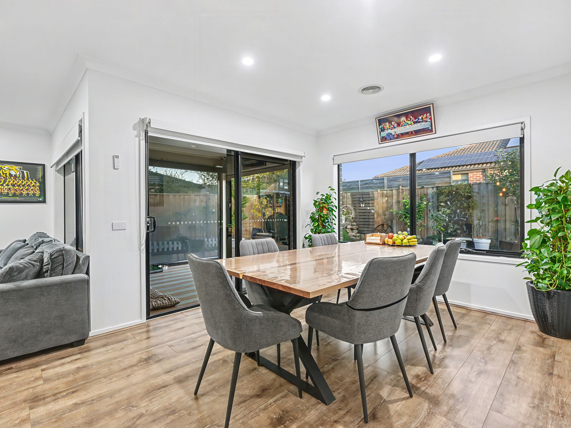 3 Caxton close, Clyde