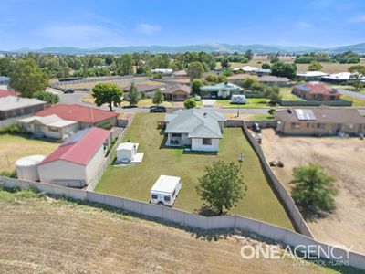 10 Green Crescent, Quirindi