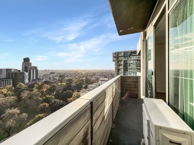 1809 / 25-33 Wills Street, Melbourne