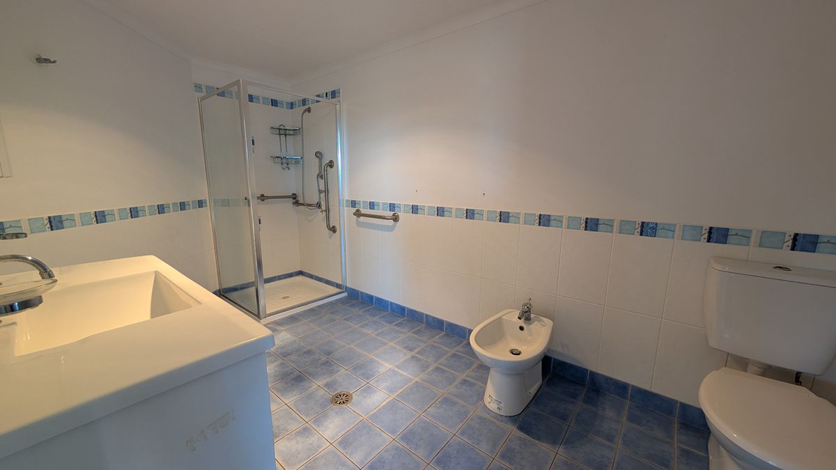 35 Hillcrest Avenue, North Narooma