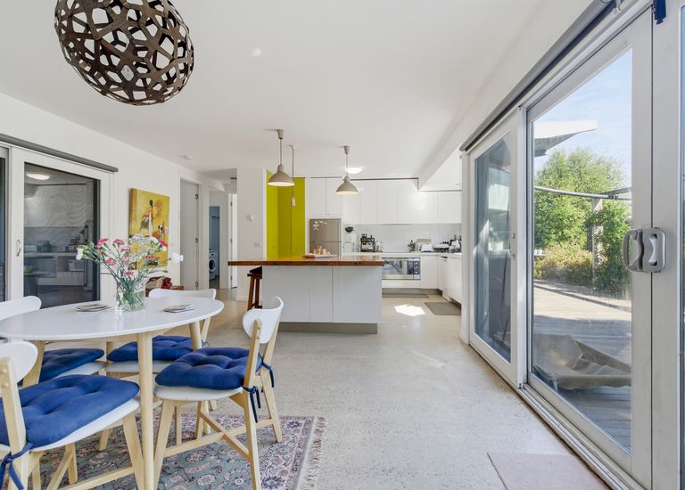 8 Aquarius Court, Portland North