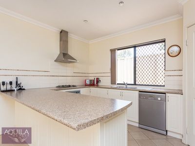 15 Shadwell Court, Caversham