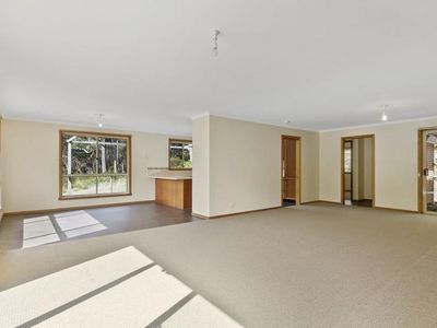 935 Woodbridge Hill Road, Gardners Bay