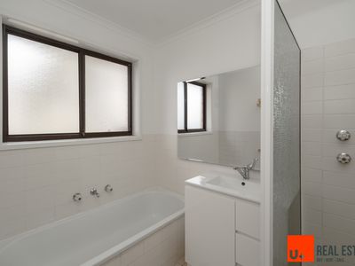 14 McAulay Place, Florey
