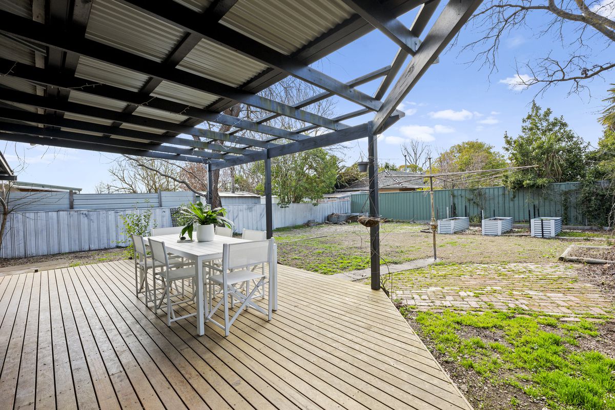 32 Finlason Street, Mansfield