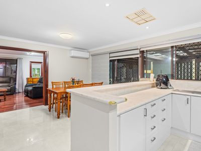 79 Grenadier Drive, Thornlie