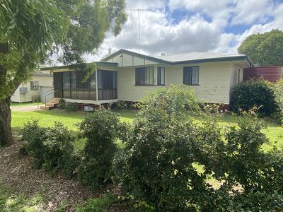 32 Youngman Street, Kingaroy