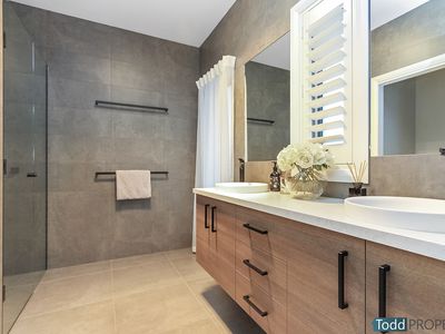 10 Boomerang Place, Heathcote