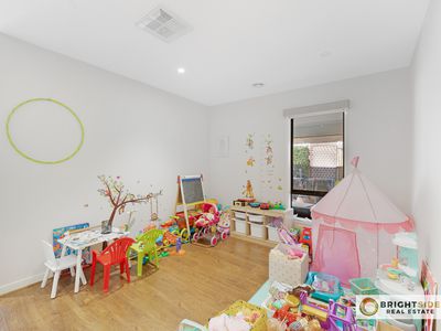 6 Tesla Grange, Clyde North
