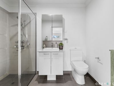 5 Pennyroyal Avenue, Truganina