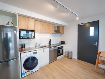 241 Castle Street, City Centre