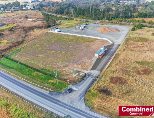1000sqm hardstand for lease with road base material 