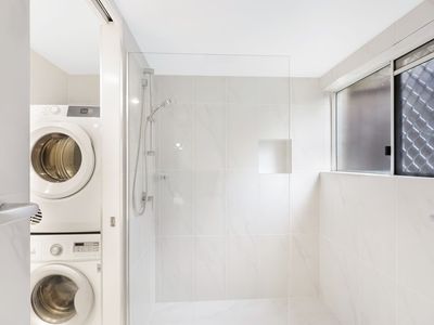 2 / 670-678 Bruce Highway, Woree