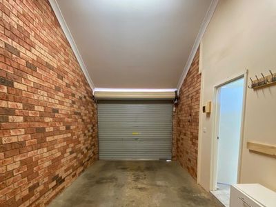 2 / 7 Forrest Crescent, Dubbo