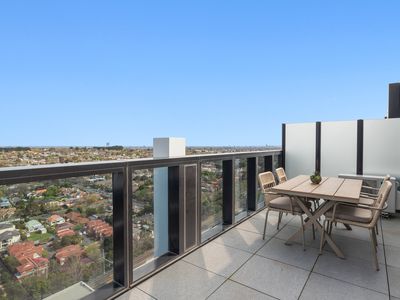 2704 / 820 Whitehorse Road, Box Hill