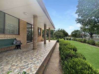 16 Beveridge Crescent, Dubbo