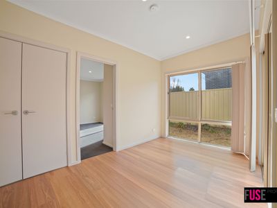 8a Hazel Street, Oaks Estate