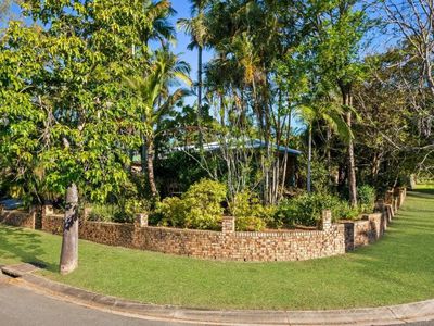 2 Hooper Crescent, Tewantin