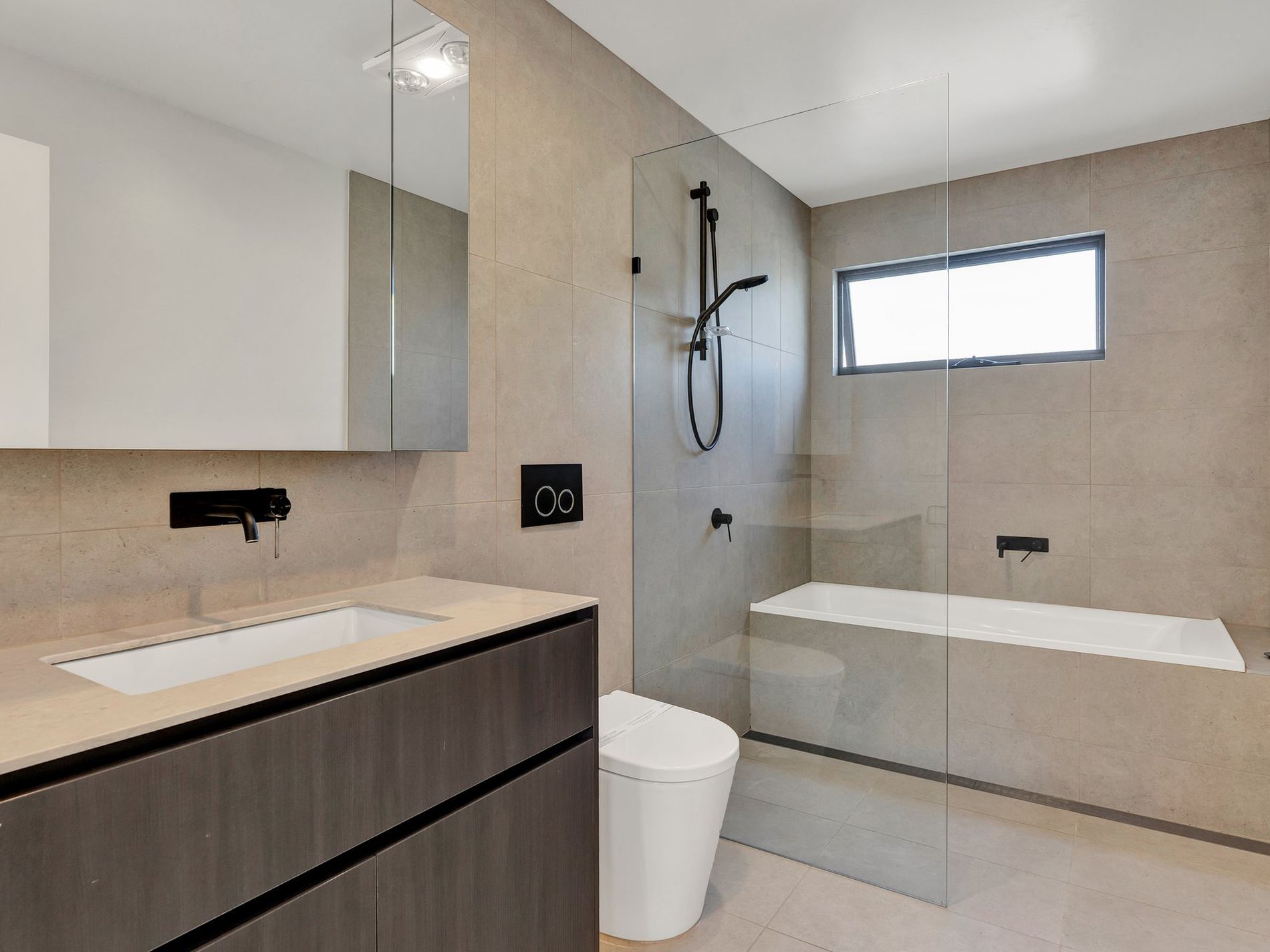 2 Taya Lane, Point Cook