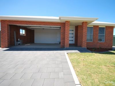 38 Argyle Avenue, Dubbo