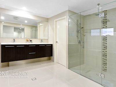 206 Gowan Rd, Sunnybank Hills