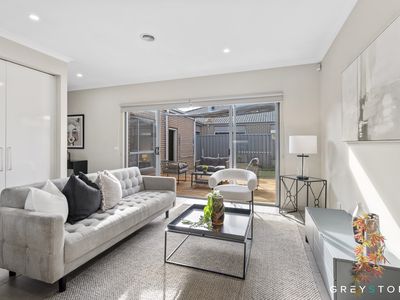 12 City Vista Court, Fraser Rise
