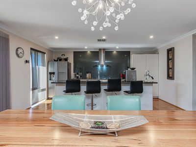 48 Firewood Vista, Yanchep