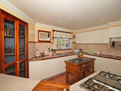 6 Broadarrow Road, Kalgoorlie