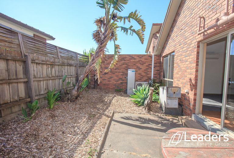 4 / 49 QUEENS AVENUE, Doncaster