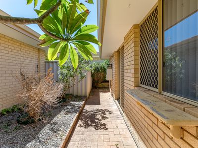 9 / 11 Murray Court, Armadale